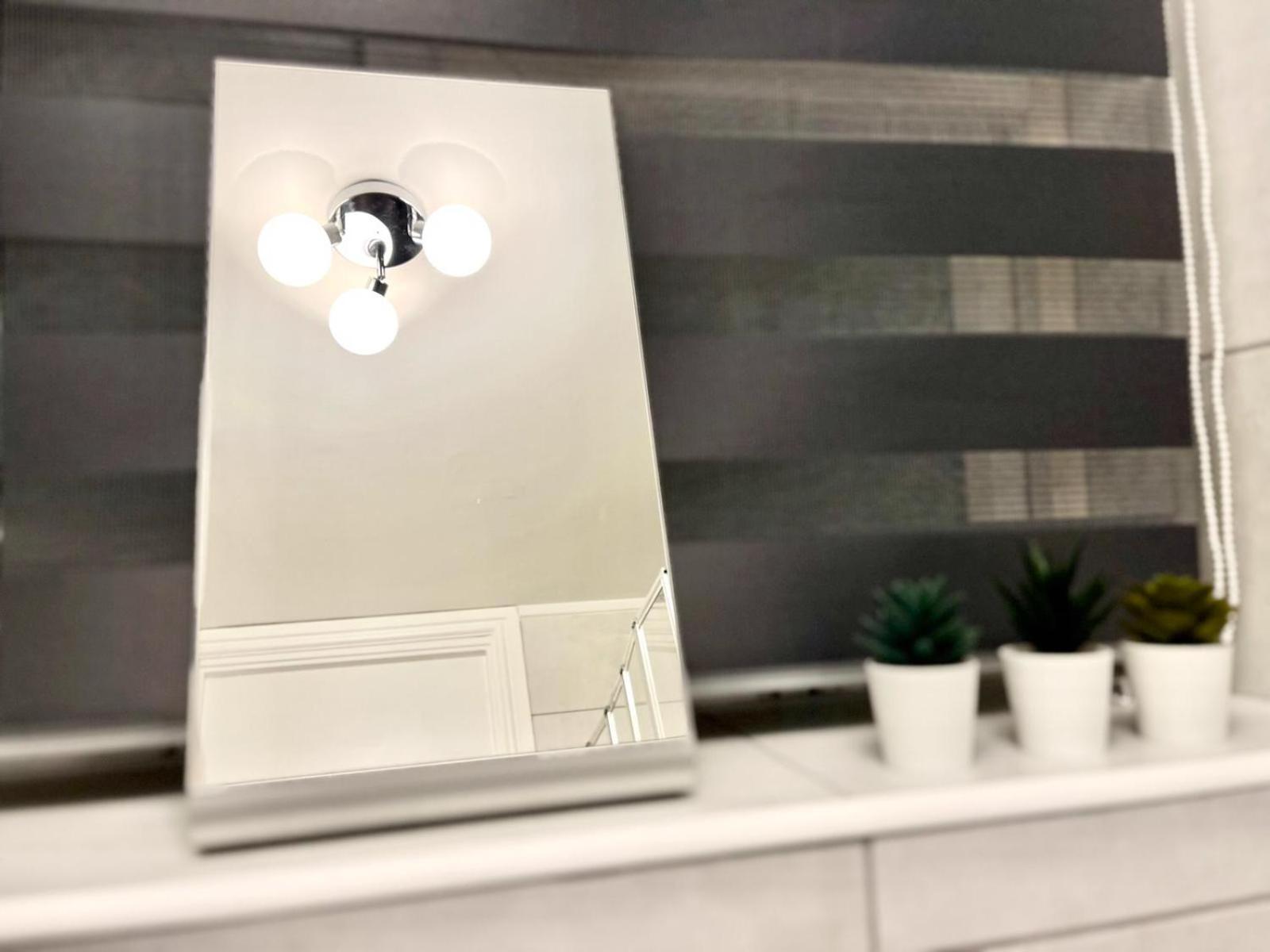 Flat - Good Access To And More! Apartment London