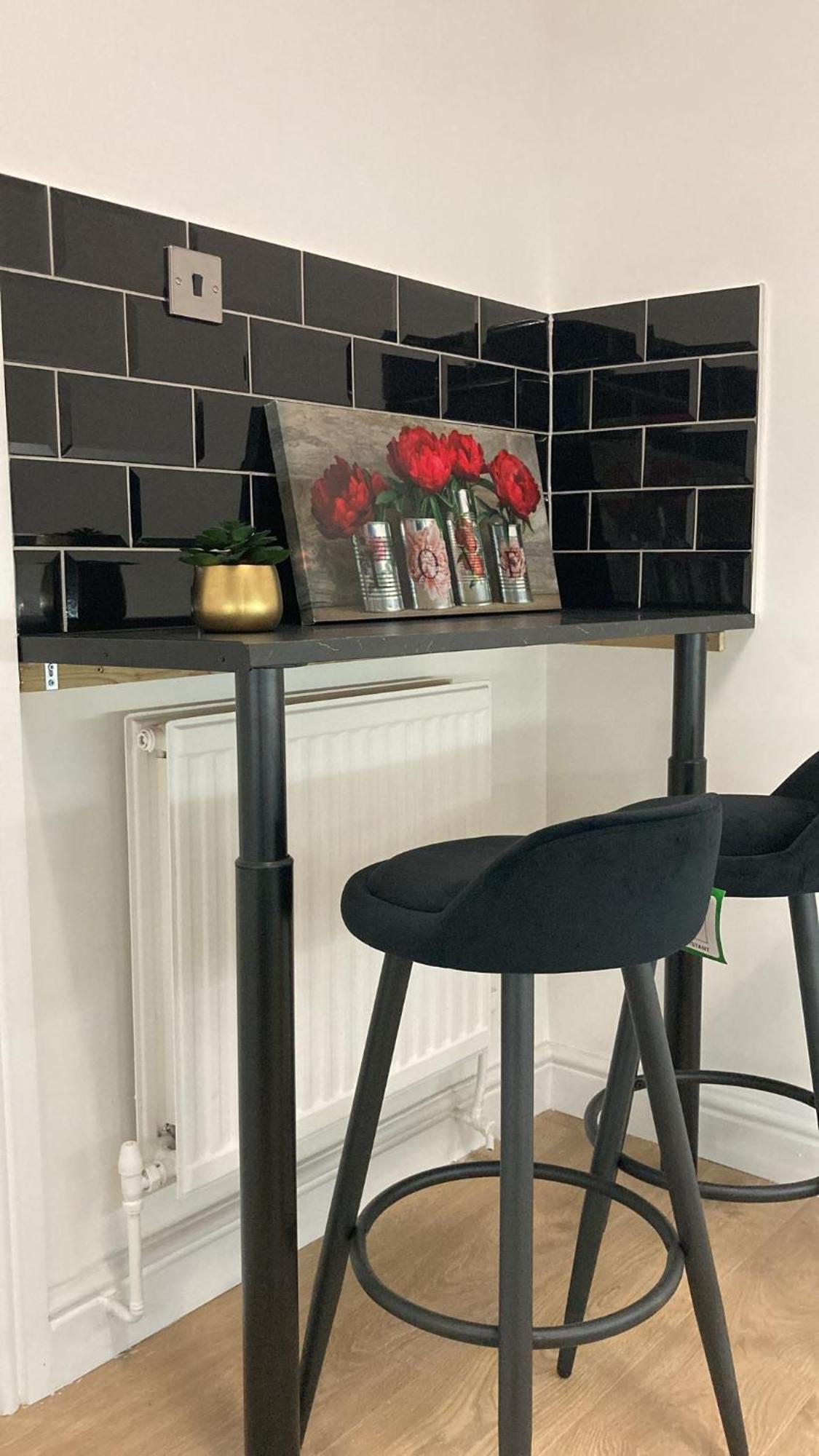 Apartment Flat - Good Access To And More!